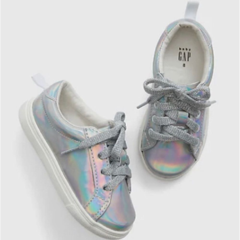 Gap toddler metallic shine shoes faux leather a no slip rubber sole size 5